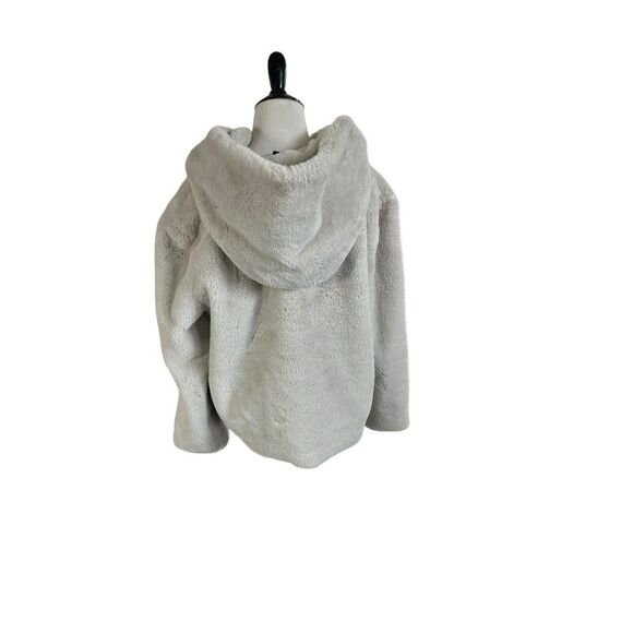 Vera Wang Size Large Ivory Faux Fur Shell Waist Length Coat Luxury Designer - Picture 7 of 13